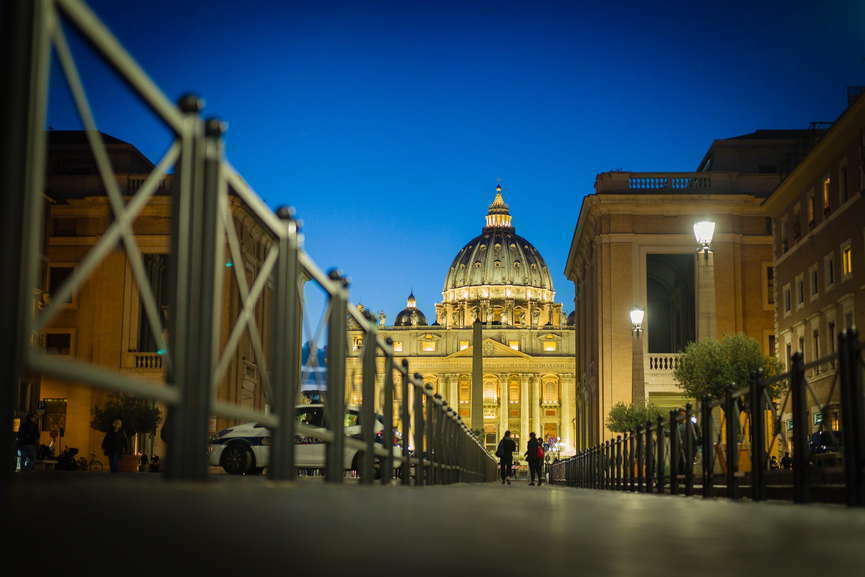 Вид на Базилику в Ватикане