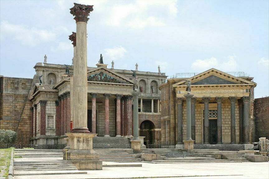 Декорации Античного города Рима на римской киностудии Чинечитта.